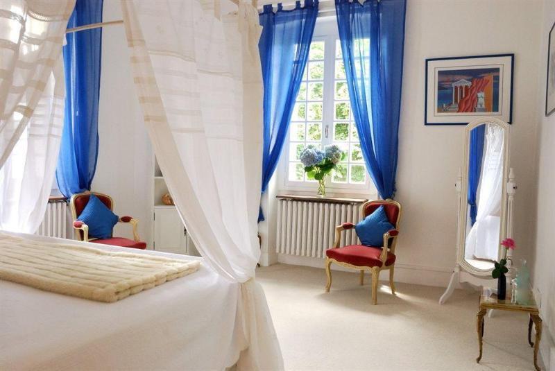 Aimee Luxury With Heated Pool Bed & Breakfast